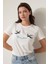 Beyaz Önü Kırlangıç Nakışlı Yazılı Bisiklet Yaka Kısa Kollu Kadın T-Shirt- 2420 5