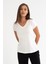 Kadın Pamuklu Yumuşak Dokulu Likralı Esnek Kumaş Basic V Yaka T-Shirt 2