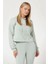 Kadın Önde Üçgen Logolu Scuba Sweatshirt 1