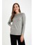 Relax Fit Bisiklet Yaka Leopar Baskılı Yırtmaçlı Uzun Kollu Tişört D2701AX24AU 3