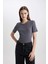 Slim Fit Dar Kesim Bisiklet Yaka Yıkamalı Soluk Efektli Basic Düz Kısa Kollu Tişört C2579AX24SM 1