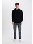 Siyah Oversize Geniş Kalıp Kapüşonlu Kanguru Cepli İçi Yumuşak Tüylü Basic Düz Sweatshirt Y1237AZ23AU 2