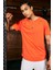 Fit Slim Fit Dar Kesim Yaka Baskılı Sporcu Kısa Kollu Tişört V2887AZ24SP 1