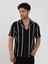Siyah Erkek Regular Fit Çizgili Düğmeli Yaka Kısa Kol Gömlek - 94940 1