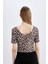 Slim Fit Dar Kesim Yuvarlak Yaka Vücuda Oturan Leopar Desenli Kısa Kollu Çıtçıtlı Body D1274AX24SM 7