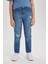 Erkek Çocuk Carrot Fit Yırtık Detaylı Düz Paça Jean Pantolon B6457A824SP 7