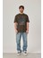 Utopia Figür Baskılı Haki Tshirt 1