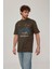 Utopia Figür Baskılı Haki Tshirt 2