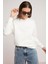 VANELTINA Kadın Bisiklet Yaka İçi Polarlı Oversize Fit Basic Beyaz Sweatshirt 3