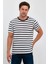 Siyah Çizgili Erkek Slim Fit Kesim Bisiklet Yaka Kısa Kollu T-Shirt - Siyah 4
