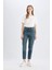 Lina Mom Fit Yüksek Bel Rahat Kalıp Hafif Dar Paça Bilek Boy Jean Yıkamalı Pantolon D4321AX24AU 3