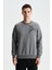 Erkek Regular Fit Pamuk Polyester Kumaş Karışımı Bisiklet Yaka Sweatshirt K28124602401 1