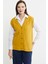 Baklava Motifli Düğmeli Triko Yelek - Güneş 1