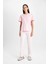 Kadın Fall in Love Regular Fit Bisiklet Yaka Basic Kısa Kollu Üst Alt Pijama Takımı D7540AX24AU 1