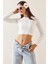 Beyaz Bisiklet Yaka Kurdele Detaylı Crop Bluz 5YXK2-48922-01 1