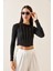 Siyah Bisiklet Yaka Taşlı Crop Bluz 5YXK2-48936-02 3