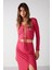 Agneska Kadın Triko Görünümlü Esnek Kumaşlı Çapraz Bağlamalı V Yaka Uzun Kol Crop Fuşya Bluz 2