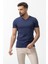 Desenli Lacivert Renk Slim Fit V Yaka Basic Erkek T-Shirt 3