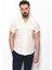 Desenli Ekru Rengi Slim Fit Kısa Kollu Apaç Yaka Erkek Gömlek 1