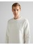Erkek Krem Regular Fit Bisiklet Yaka Logolu Sweatshirt 2015085.113 4