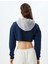Crop Kapşonlu Sweatshirt Asimetrik Baskılı Renk Bloklu 4