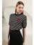 Triko Çizgili Kalp Desenli Kısa Kol Kadın Bluz Siyah 5