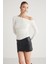 Sıssı Kadın Asimetrik Yaka Slim Fit Uzun Kollu Beyaz Bluz 2