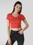 Slim Fit Yuvarlak Yaka Çiçekli Kadın Kirmizi Kısa Kol Tişört 1