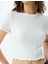 Crop Top Dokulu Kısa Kollu Bisiklet Yaka Slim Fit 5