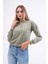 Kadın Kanguru Cepli Kapüşon Detaylı Iki Iplik Kısa Sweatshirt 245123 - 2