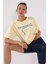 Açık Sarı Yazı Baskılı Kısa O Yaka Kadın Oversize T-Shirt - 97135 1