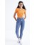 Oranj Basic Önü Yırtmaçlı V Yaka Kadın Crop Top T-Shirt - 97206 2