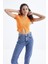 Oranj Basic Önü Yırtmaçlı V Yaka Kadın Crop Top T-Shirt - 97206 6