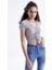 Gri Büzgü Detaylı V Yaka Kadın Crop Top T-Shirt - 97205 1