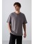 Koyu Gri Pamuklu Kalın Yumuşak Dokulu Oversize Fit Baskılı Erkek T-Shirt - 88324 1