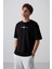 Siyah - Beyaz Pamuklu Kalın Yumuşak Dokulu Oversize Fit Baskılı Erkek T-Shirt - 88321 1