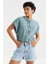 Mint Yeşili Kapüşonlu Yazı Baskılı Beli Lastikli Bürümcük Kumaş Kadın Crop Top T-Shirt - 97230 1