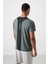 Haki Polyester Nefes Alan Dokulu İnce Esnek Standart Fit Erkek Performans T-Shirt - 88387 7