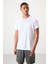 Beyaz Polyester Nefes Alan Dokulu İnce Esnek Standart Fit Erkek Performans T-Shirt - 88388 1