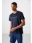 Lacivert Polyester Nefes Alan Dokulu İnce Esnek Standart Fit Erkek Performans T-Shirt - 88385 4