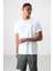 Tommy Life Beyaz Polyester Nefes Alan Dokulu Ince Esnek Standart Fit Erkek Performans T-Shirt - 88390 4