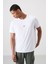 Tommy Life Beyaz Polyester Nefes Alan Dokulu Ince Esnek Standart Fit Erkek Performans T-Shirt - 88387 4