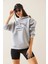 Gri Kapüşonlu Nakışlı Sweatshirt 5KXK8-48983-03 4