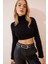Balıkçı Yaka Ajurlu Crop Triko Kazak Siyah 1