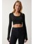 LPF0047 U Yaka Fitilli Crop Triko Bluz Siyah 2