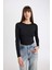 Siyah Slim Fit Dar Kesim Bisiklet Yaka Basic Düz Uzun Kollu Tişört D3756AX24WN 3