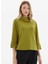 Degaje Yaka Düz Yeşil Kadın Bluz 24KSL8950 2
