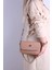 Orta Boy 2 Askılı 5 Bölmeli Hafif Kibar Model Kadın Omuz Çantası 23CM-14 cm Toz Torbalı Vizon 1