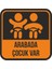 Arabada Çocuk Var Sticker 10X10 Cmrenkli Sticker 1