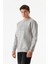 Yazı Nakışlı Dik Yaka Sweatshirt 1